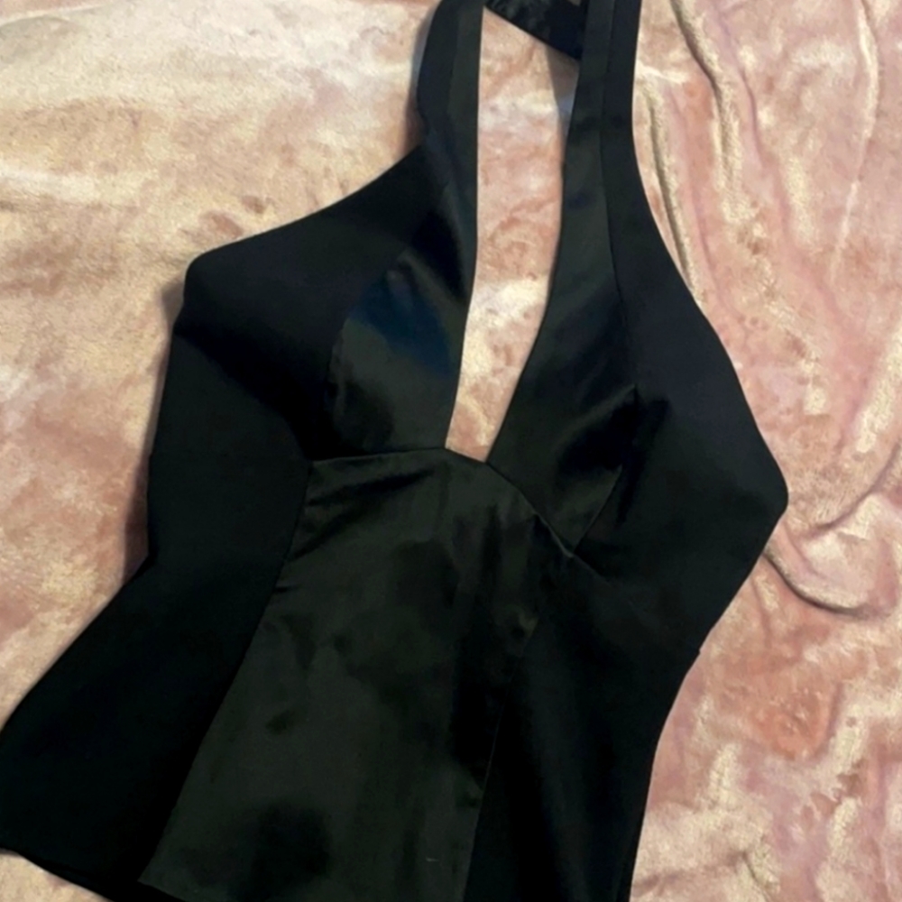 Halter top